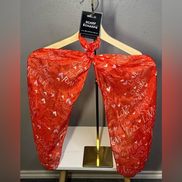 Red Love Print Scarf - Picture 3 of 5